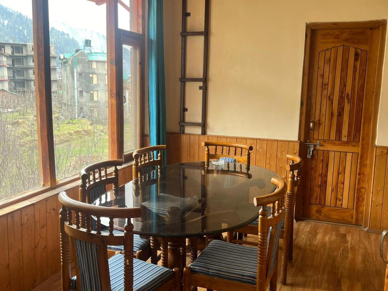 מנאלי Mrikula Cottage מראה חיצוני תמונה